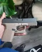 Glock 19